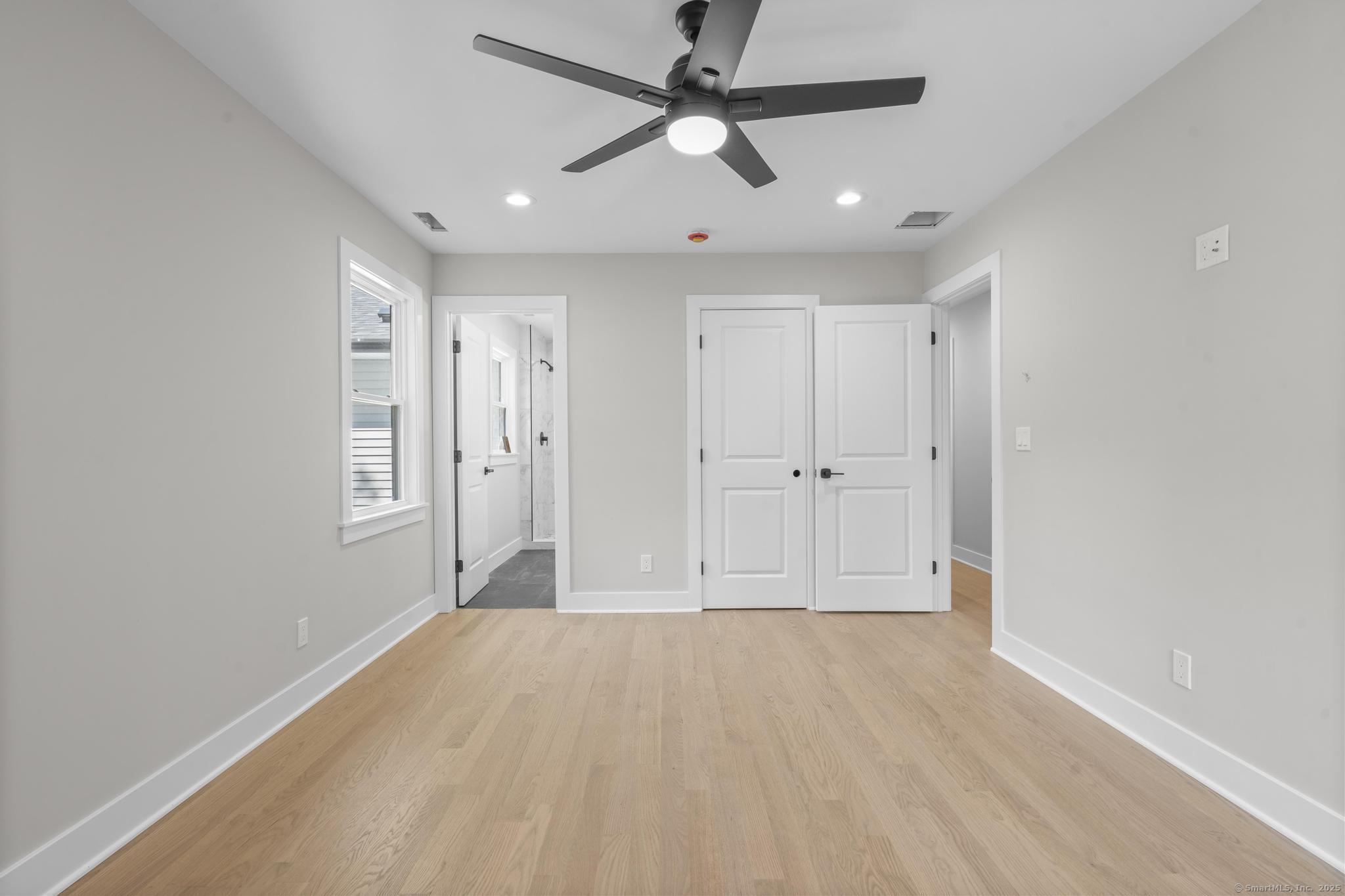 Avon, Connecticut 06001, United States, 4 Bedrooms Bedrooms, ,3 BathroomsBathrooms,Residential,Active,178532