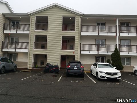 Photo of 3250 Fairfield Avenue #APT 327, Bridgeport, CT 06605 (MLS # 24138987)