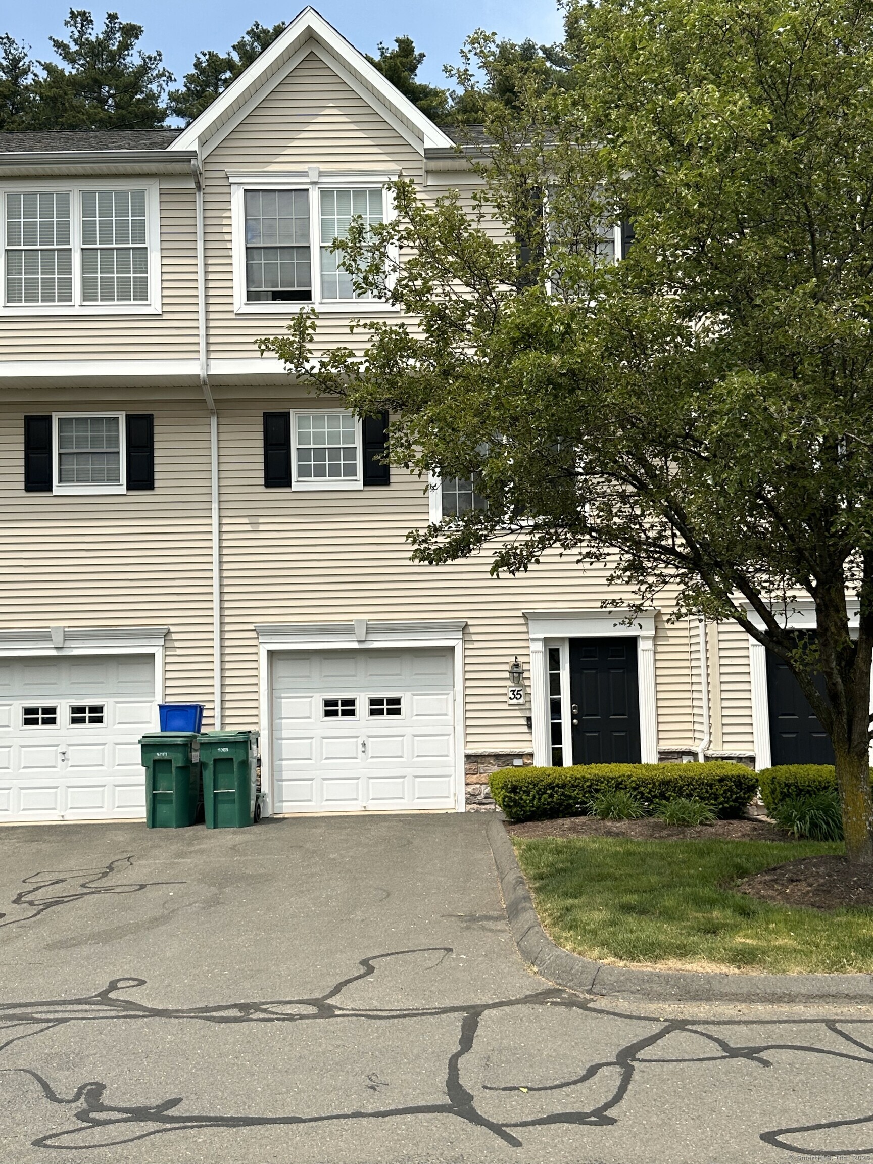 35 Nolan Circle #35, Manchester, Connecticut image 1