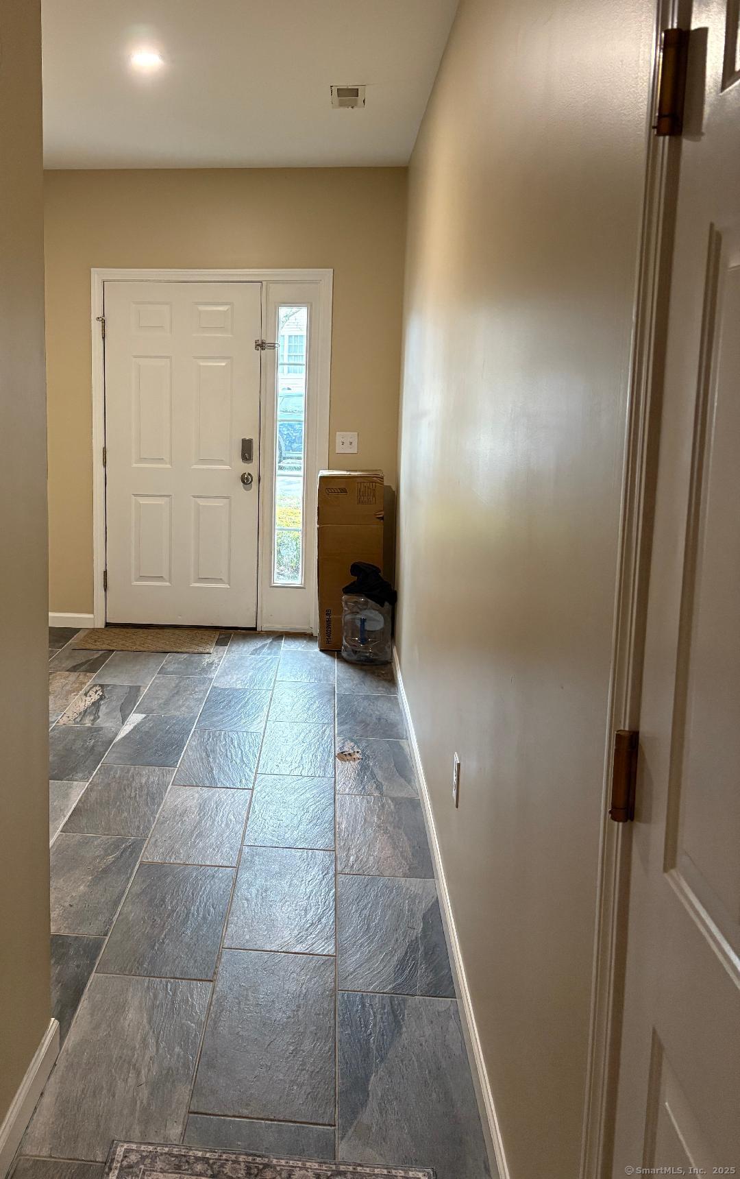 35 Nolan Circle #35, Manchester, Connecticut image 3