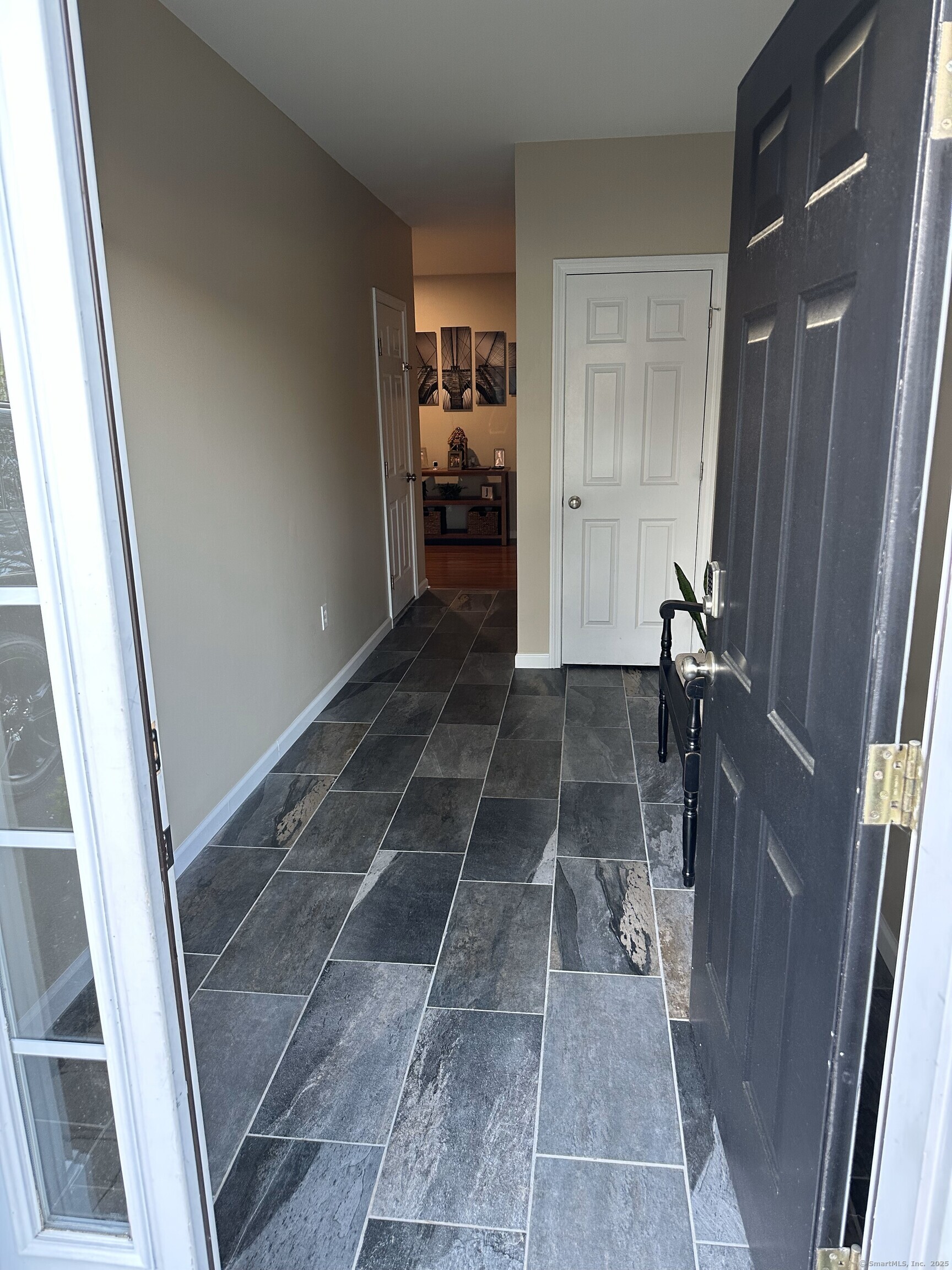 35 Nolan Circle #35, Manchester, Connecticut image 2