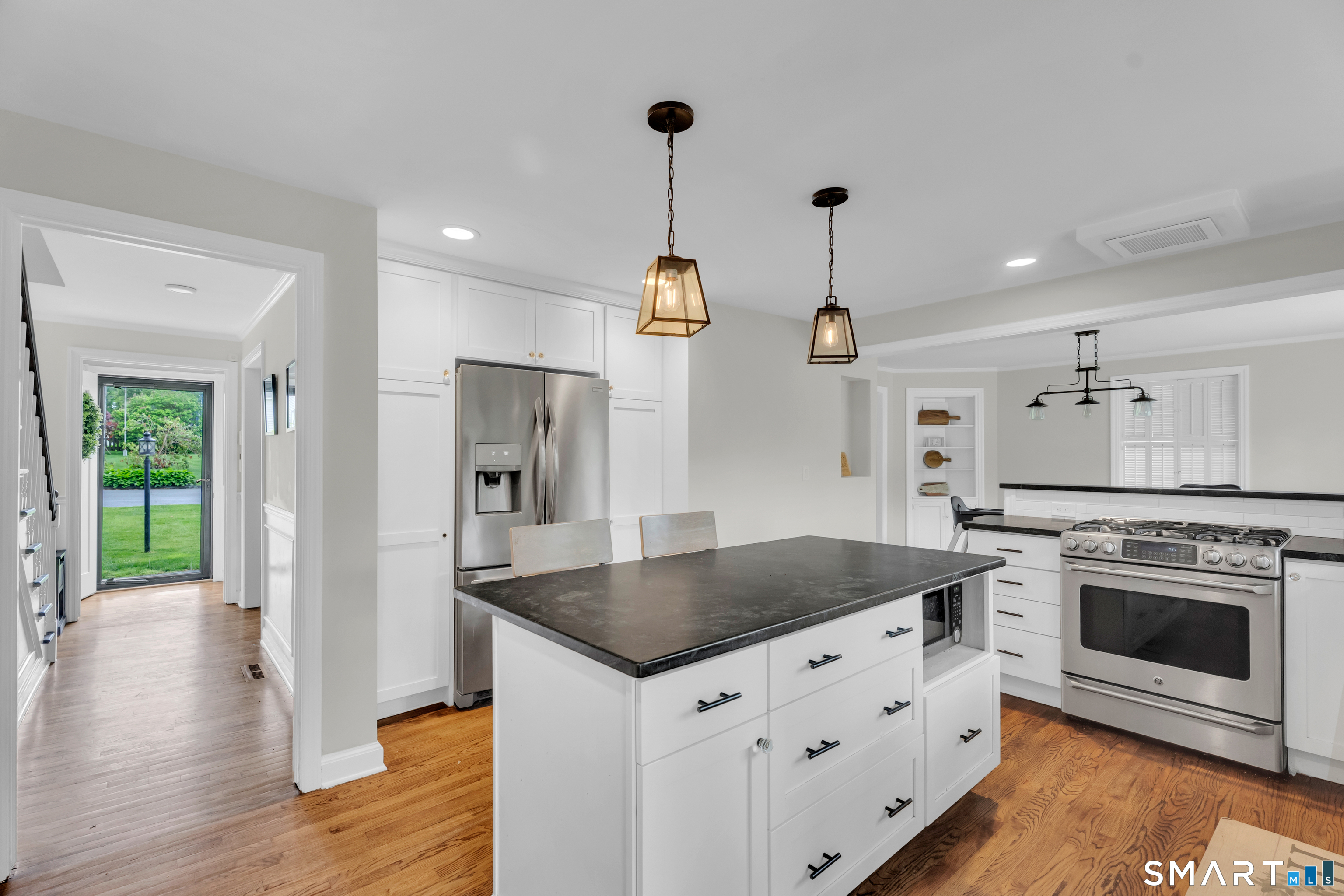 80 Knollwood Road