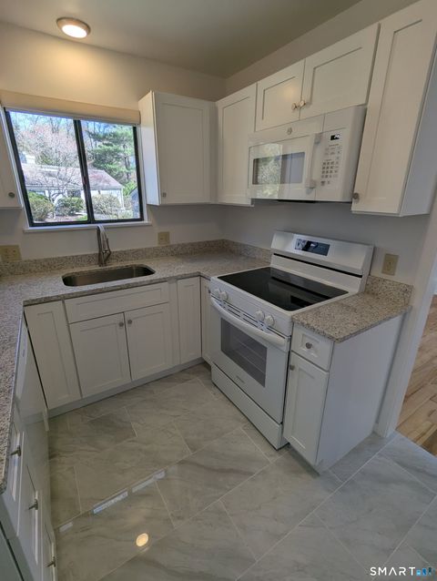 Tiny photo for 953 Heritage Village #A, Southbury, CT 06488 (MLS # 24170076)
