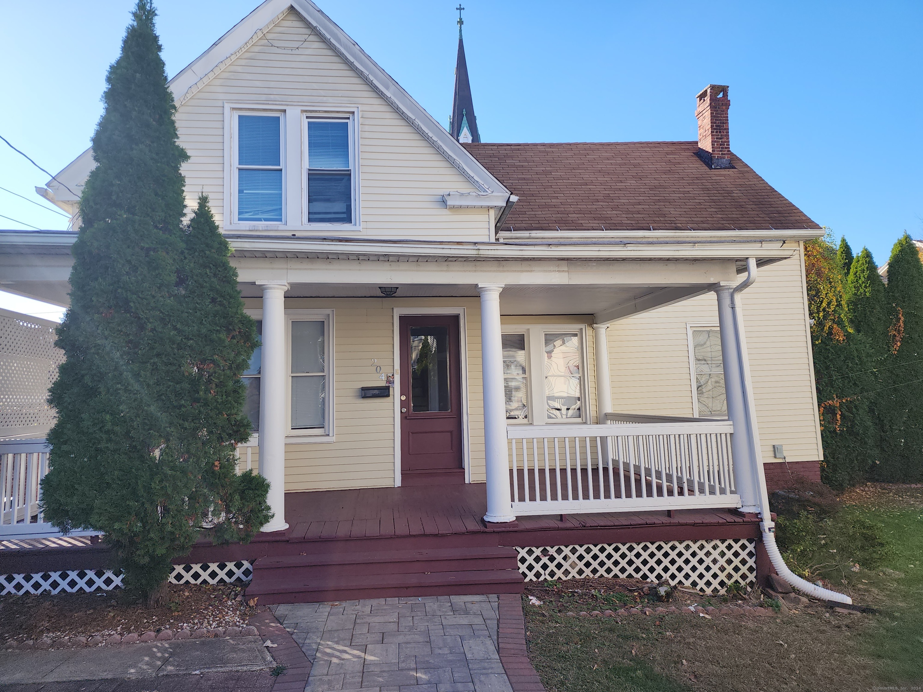 Minerva Street, Derby, Connecticut - 4 Bedrooms  
1 Bathrooms  
7 Rooms - 