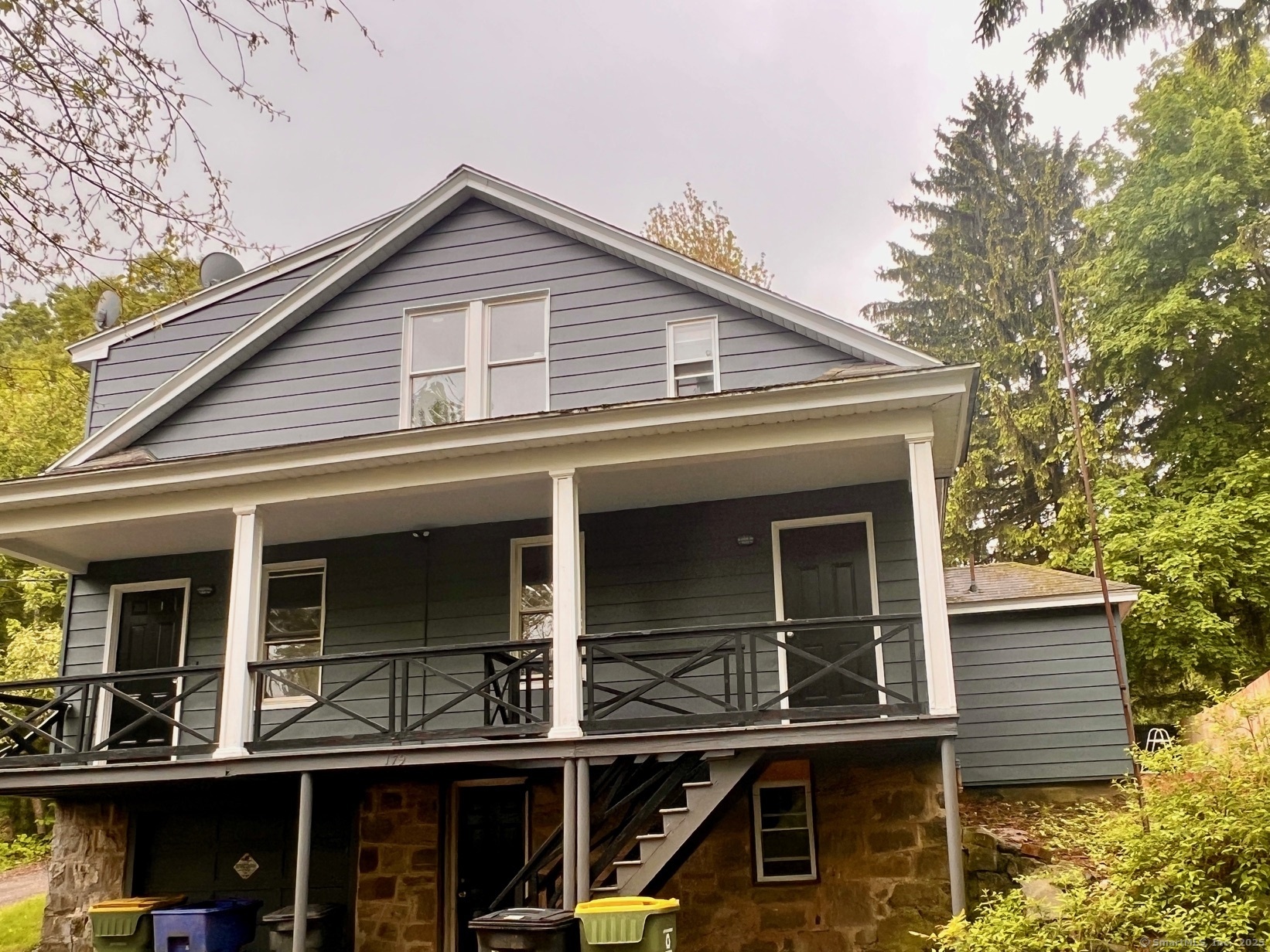 Property for Sale at Rhode Island Avenue, Waterbury, Connecticut - Bedrooms: 4 
Bathrooms: 2 
Rooms: 8  - $334,900