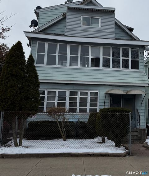 Photo of 440 Howard Avenue #1, New Haven, CT 06519 (MLS # 24146571)