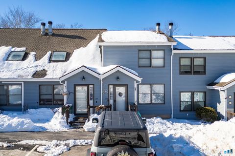 Tiny photo for 104 Lake Vista Drive #104, East Hampton, CT 06424 (MLS # 24152563)