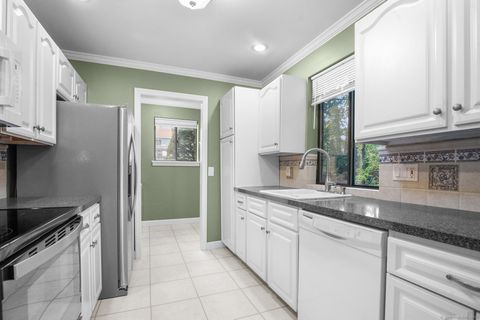 Tiny photo for 11 Red Oak Circle #11, Shelton, CT 06484 (MLS # 24133257)