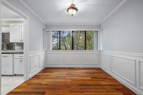 Tiny photo for 11 Red Oak Circle #11, Shelton, CT 06484 (MLS # 24133257)