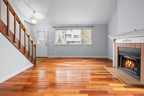 Tiny photo for 11 Red Oak Circle #11, Shelton, CT 06484 (MLS # 24133257)