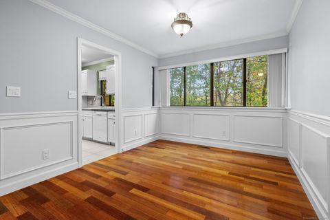 Tiny photo for 11 Red Oak Circle #11, Shelton, CT 06484 (MLS # 24133257)