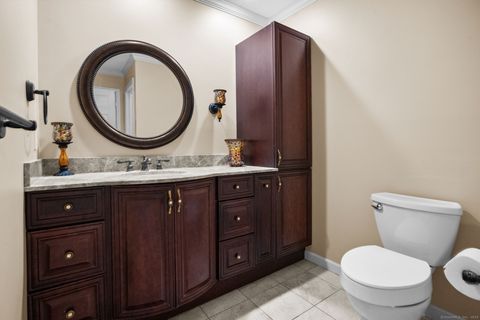 Tiny photo for 11 Red Oak Circle #11, Shelton, CT 06484 (MLS # 24133257)