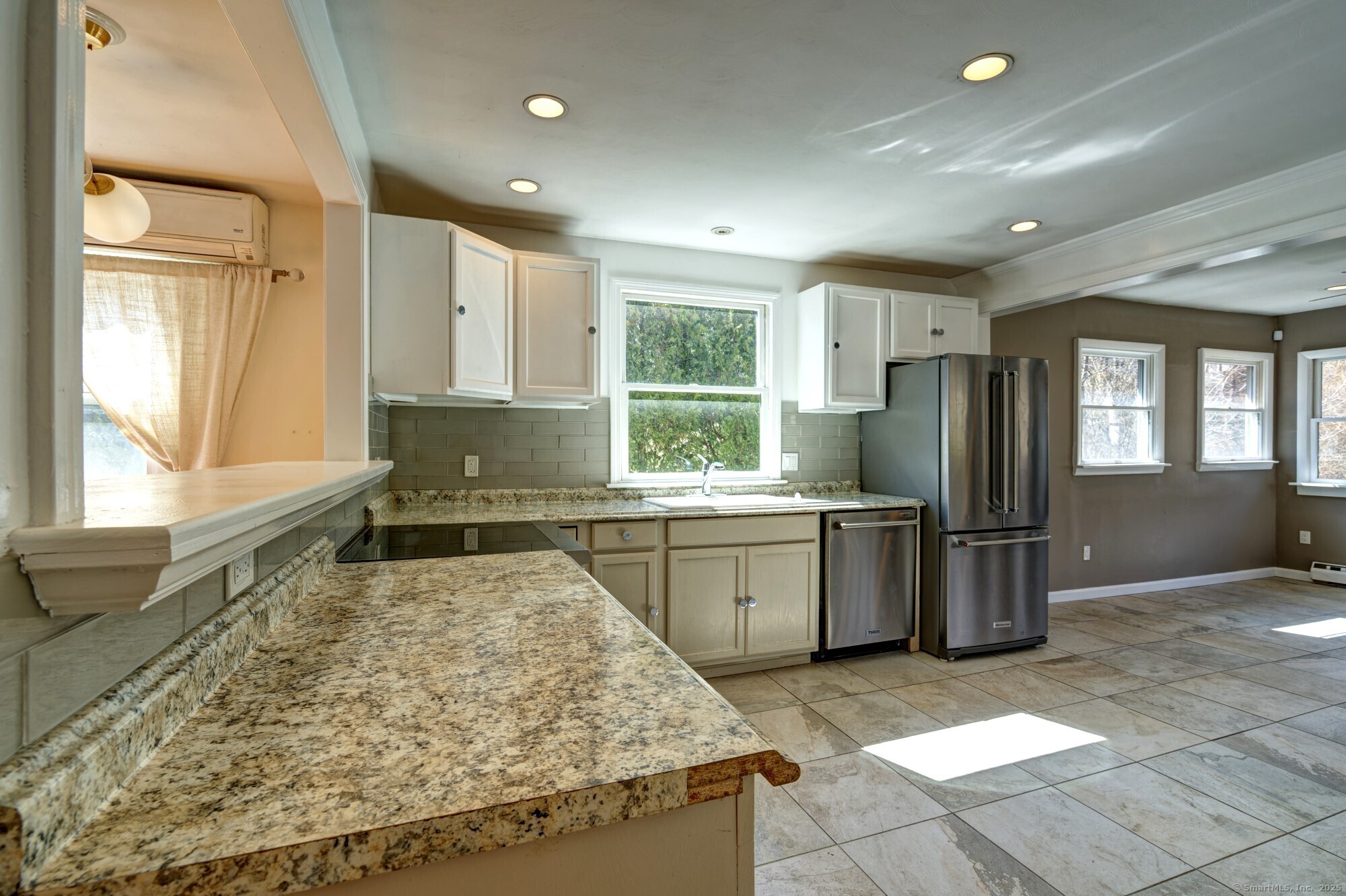 33 Bush Hill Drive, East Lyme, Connecticut image 11