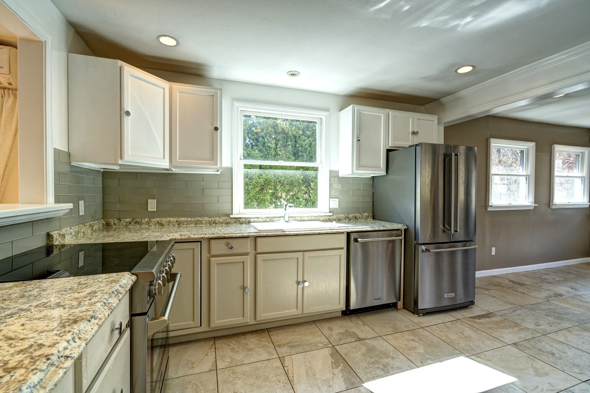 33 Bush Hill Drive, East Lyme, Connecticut image 10