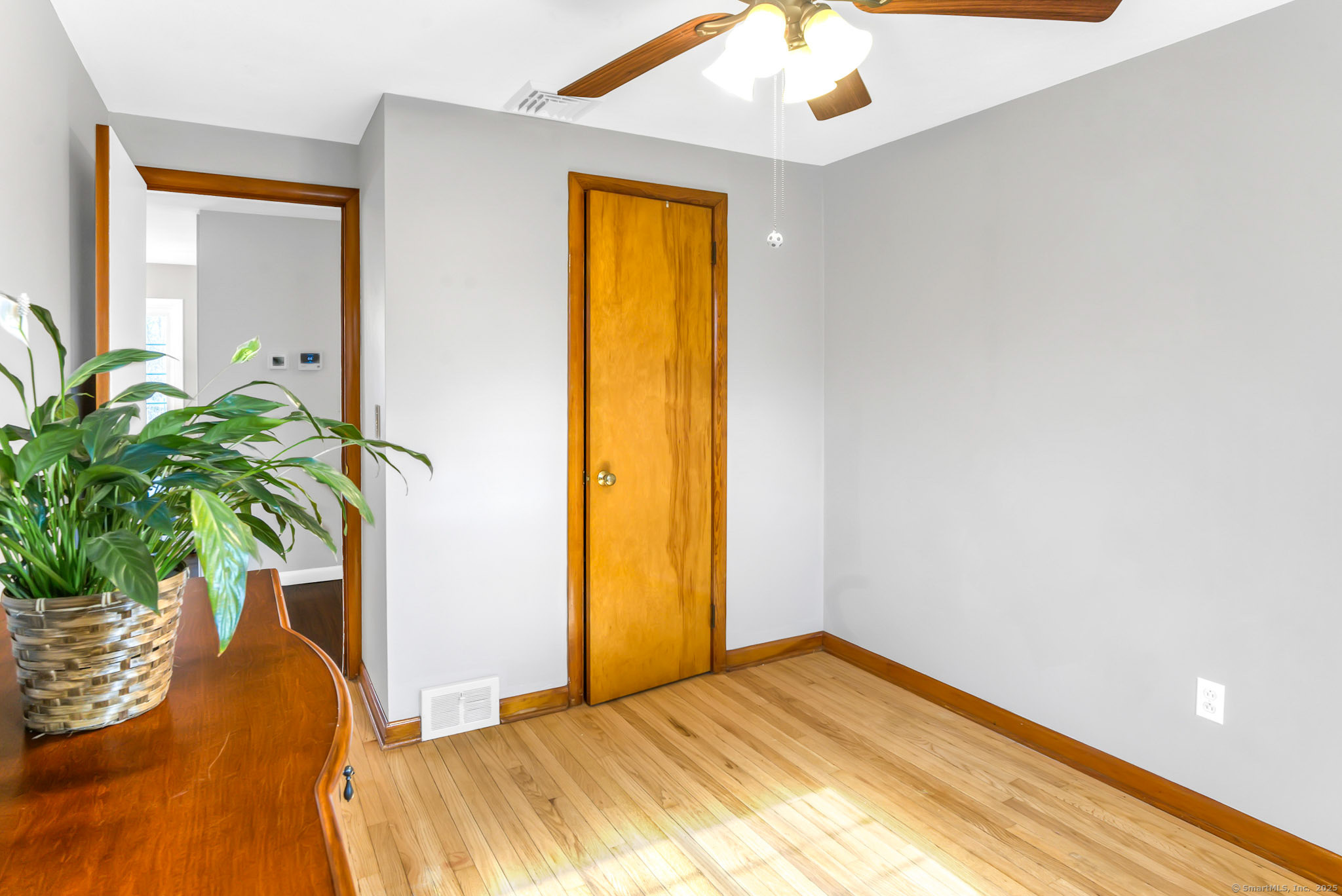 52 Paul Street, Wolcott, Connecticut image 13