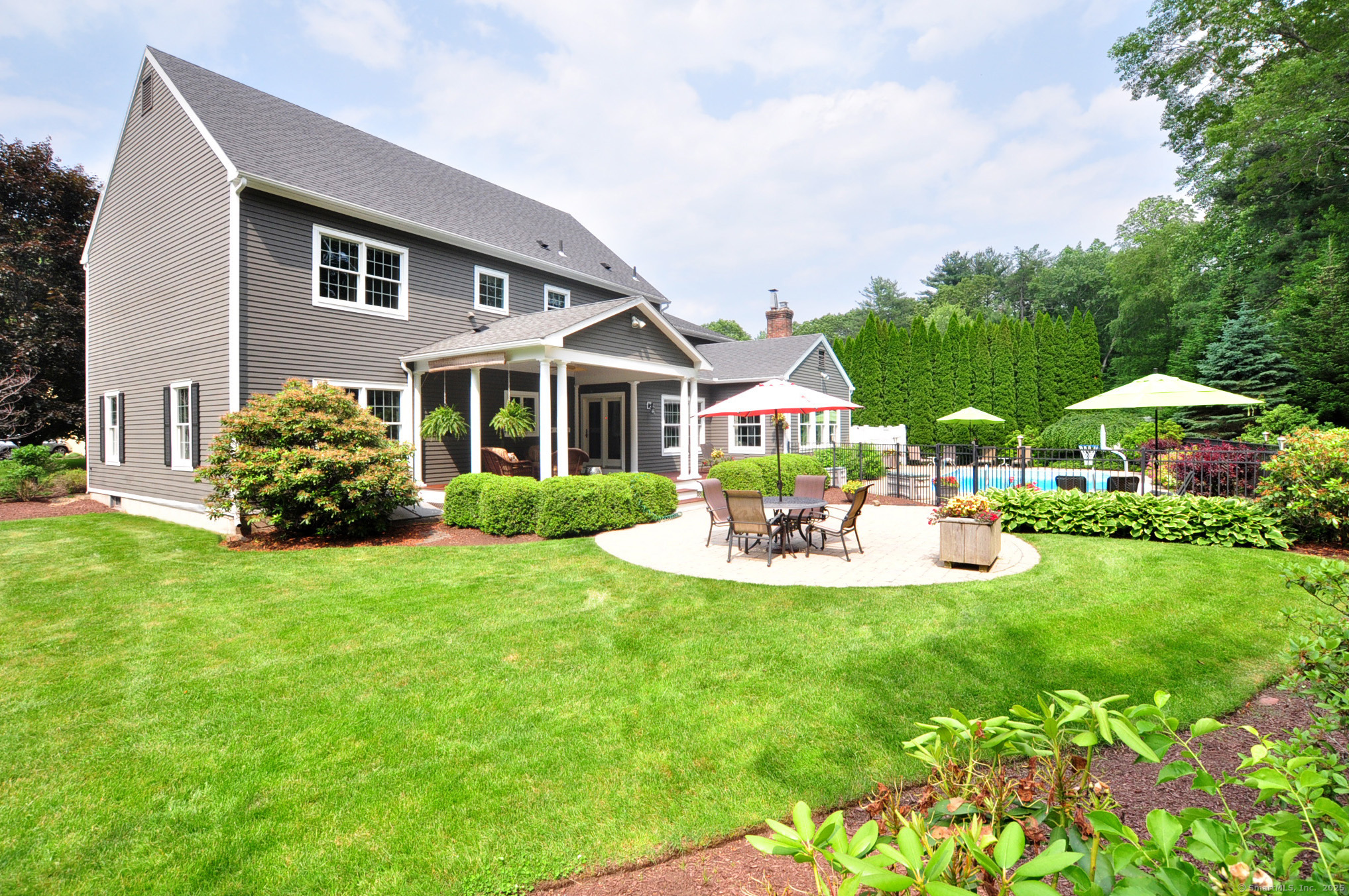 151 Oakridge