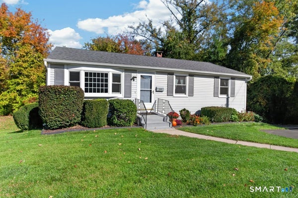 28 DEWEY PL, PLAINVILLE, CT 06062 - Image e5fd6f3e3bf5dc4839a2716286cbe607/1009317786