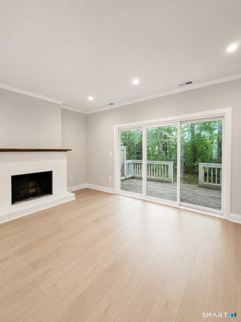 Tiny photo for 5 Farmington Chase Crescent #5, Farmington, CT 06032 (MLS # 24207714)