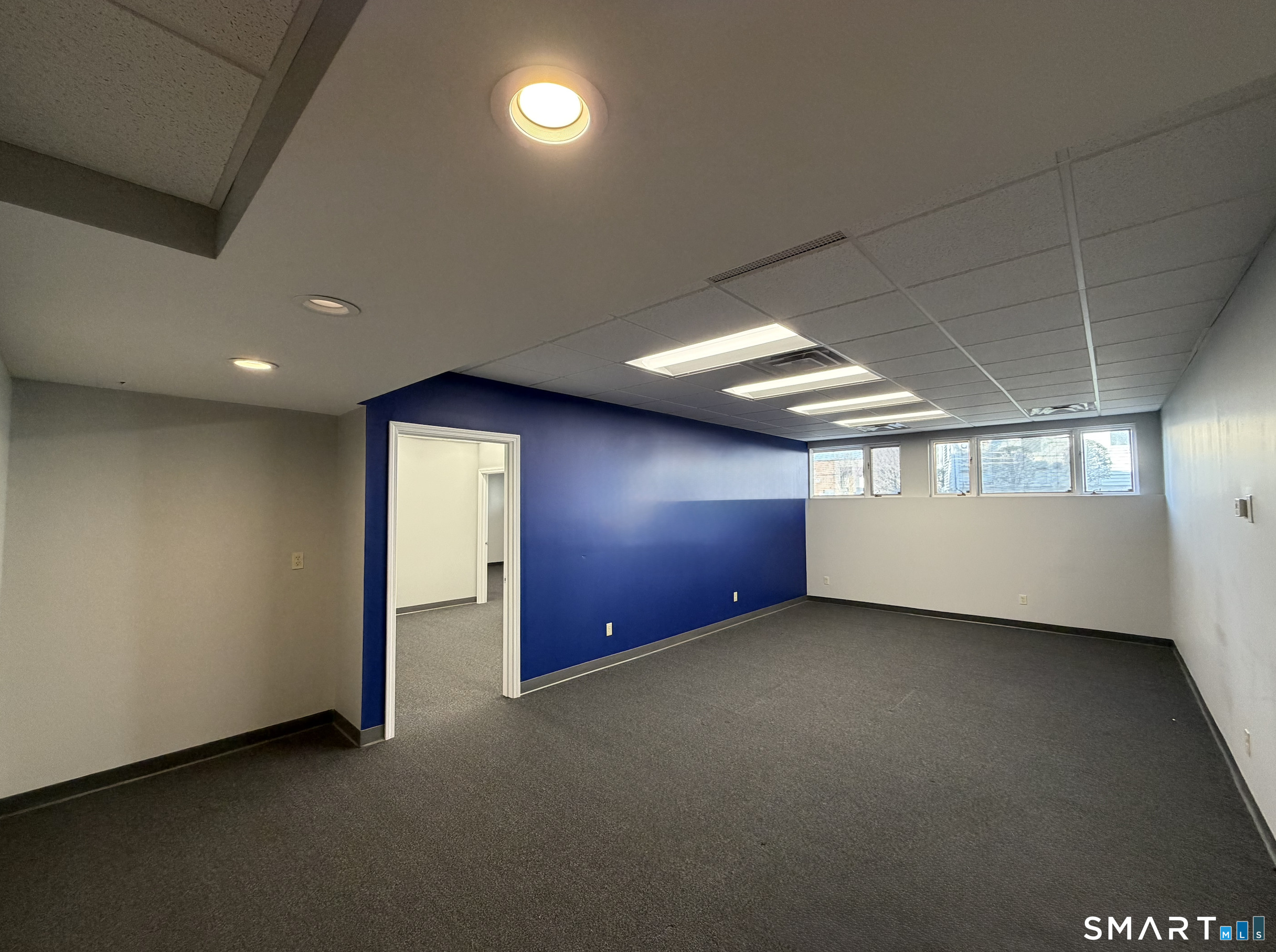 27 Meriden Avenue 1A