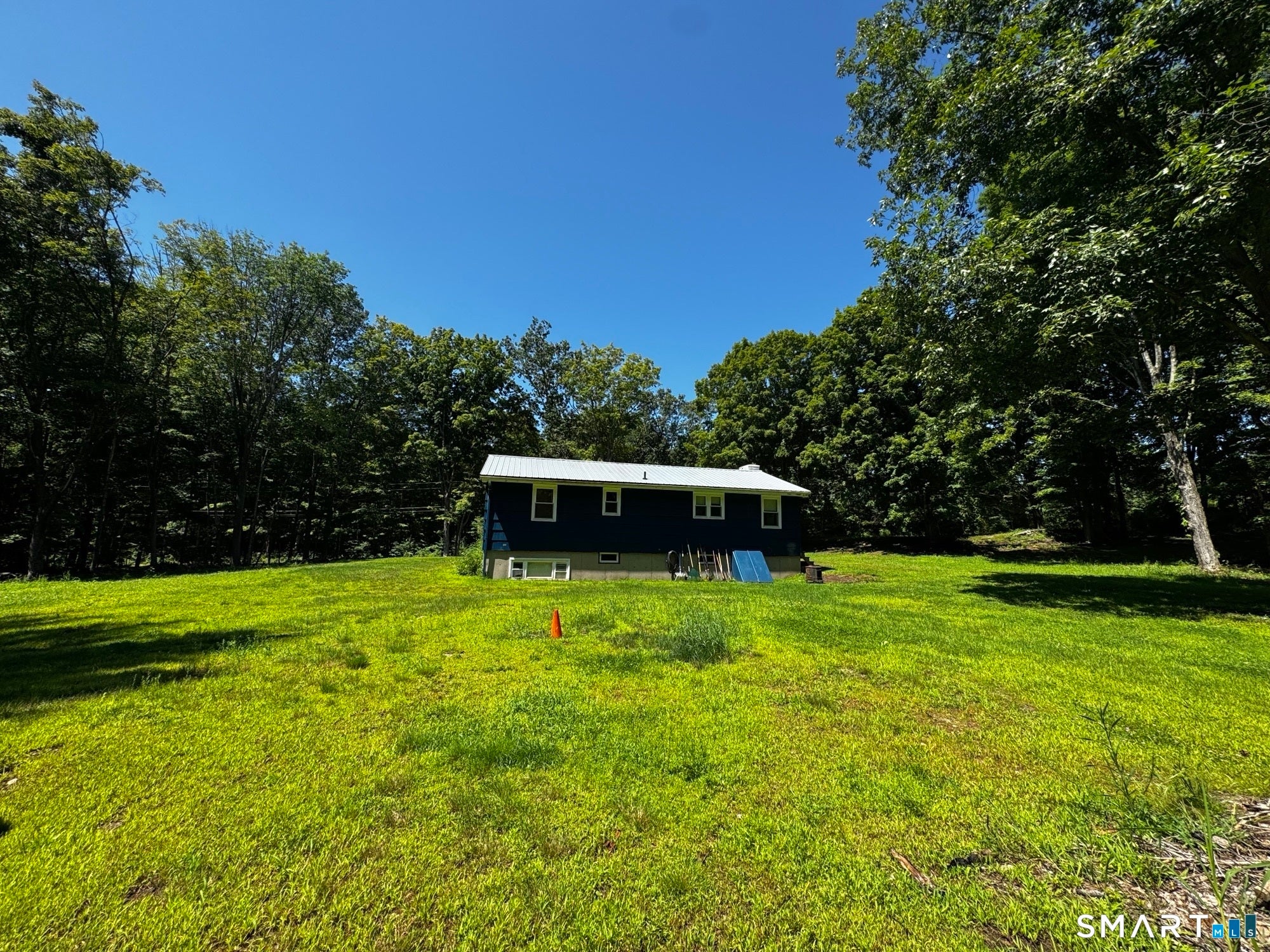 16 Fermier Road
