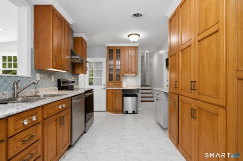 Tiny photo for 556 Pepper Street, Monroe, CT 06468 (MLS # 24196379)