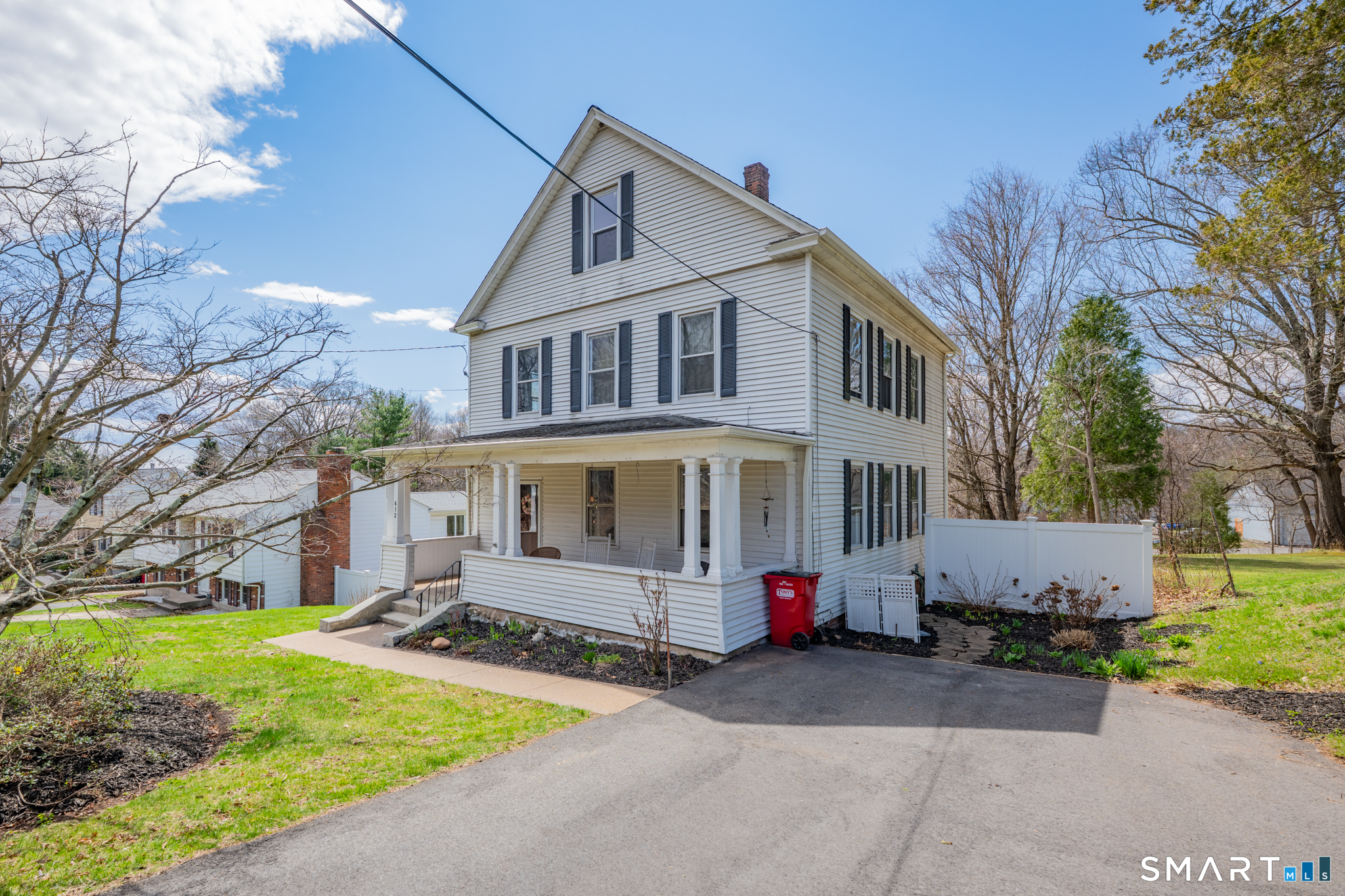 412 Reservoir Avenue