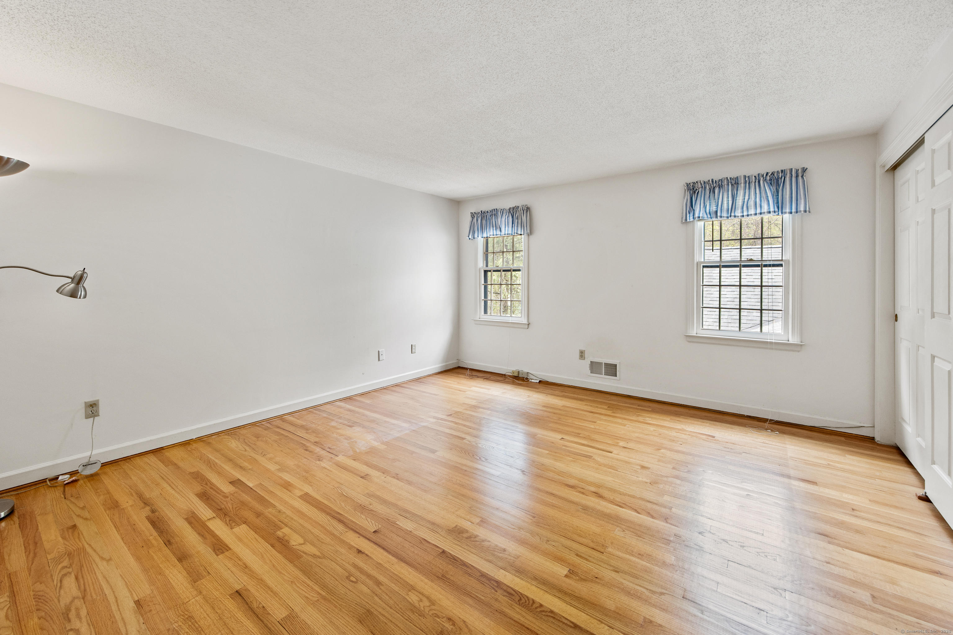 32 Woodmont Road, Avon, Connecticut image 28