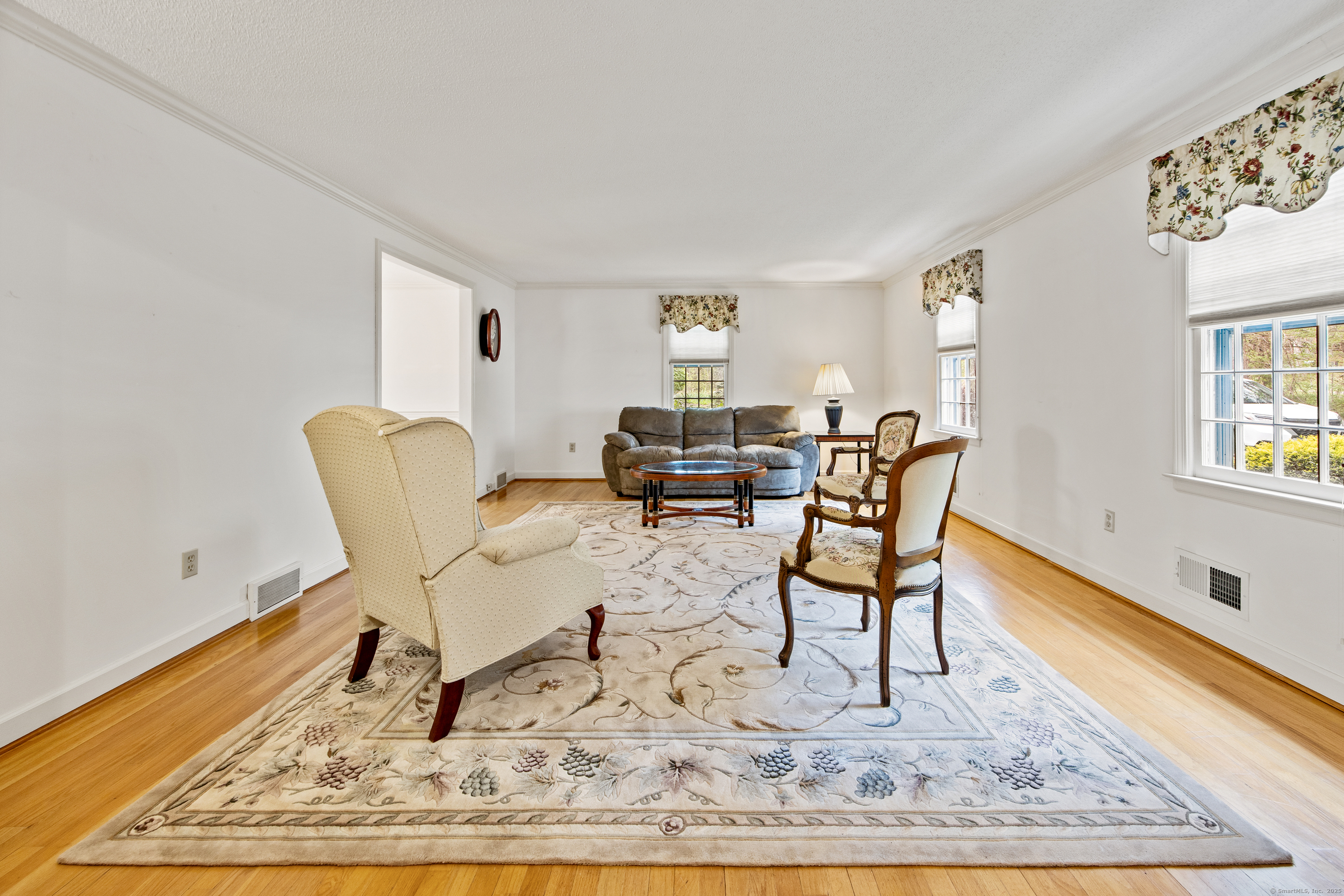 32 Woodmont Road, Avon, Connecticut image 14