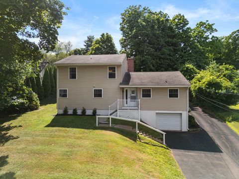 2756 Whitney Avenue Hamden CT 06518