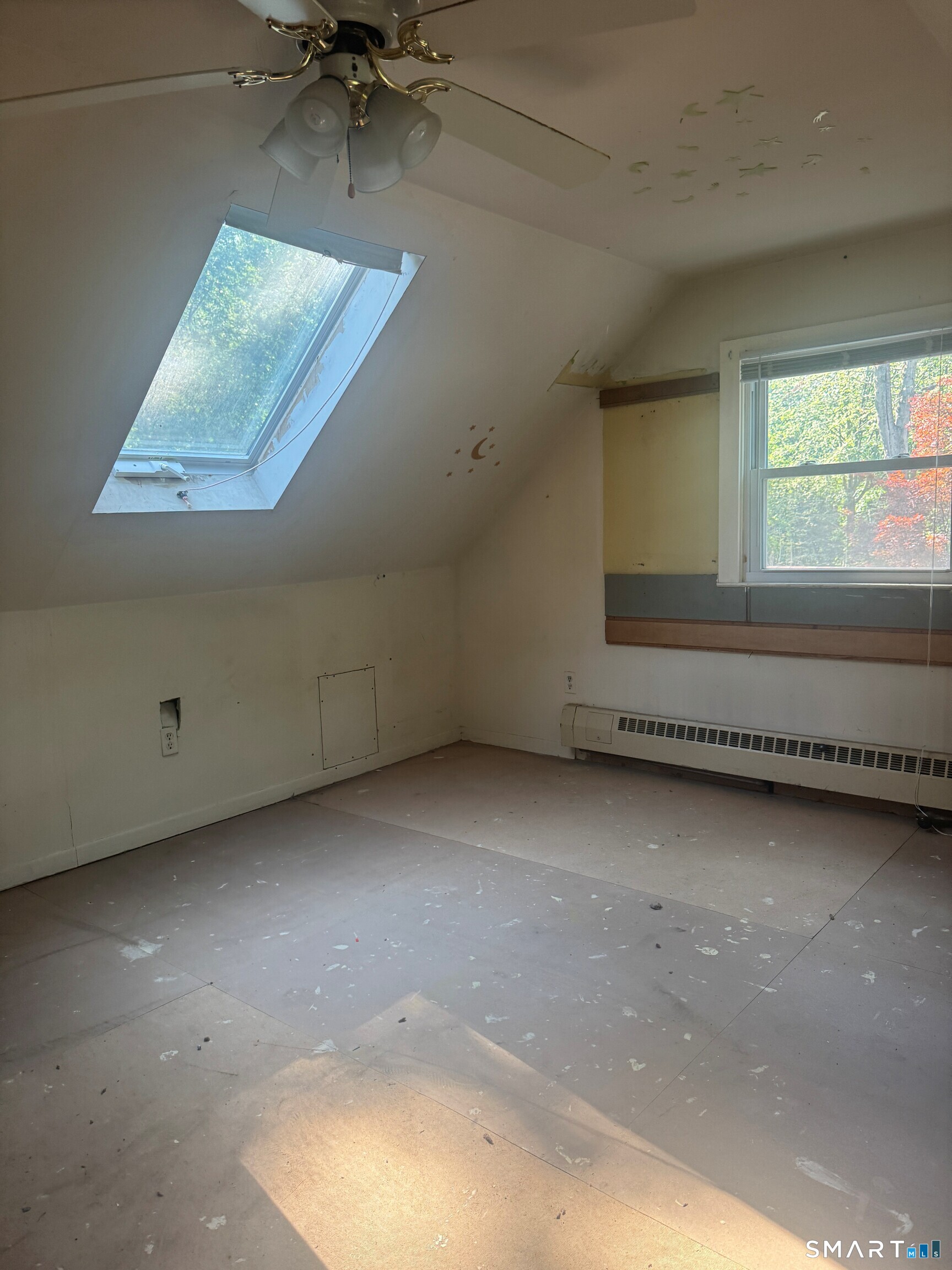 225 Winnepoge Drive
