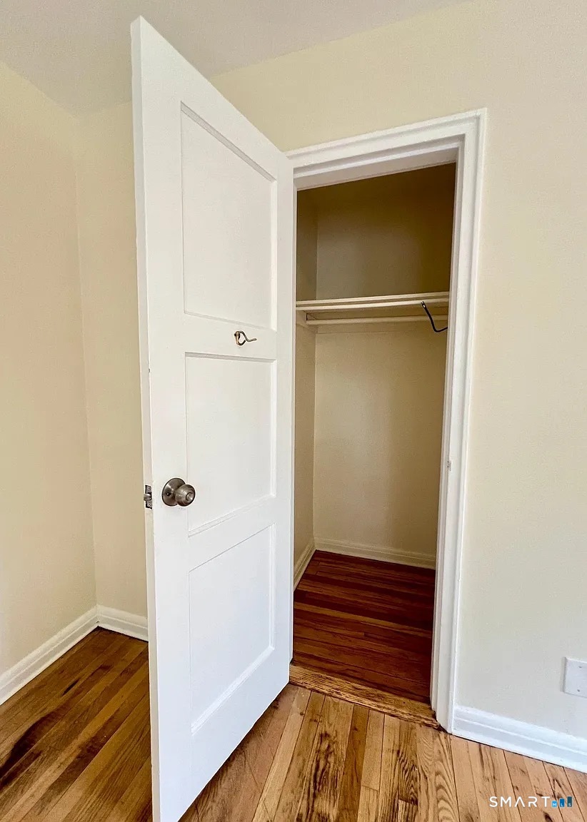 1068 East Main Street APT 4