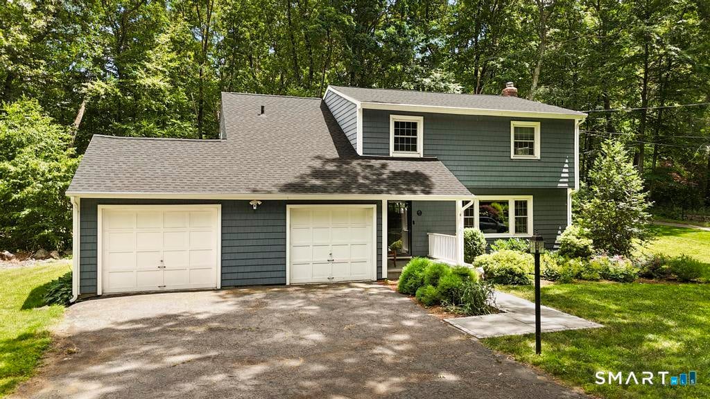 4 Stonehedge Road