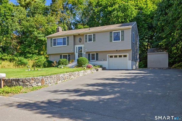 11 DELVIEW DR, DANBURY, CT 06811 - Image e628d792b66bb80c8f3d6c6516efc5e1/1881884535
