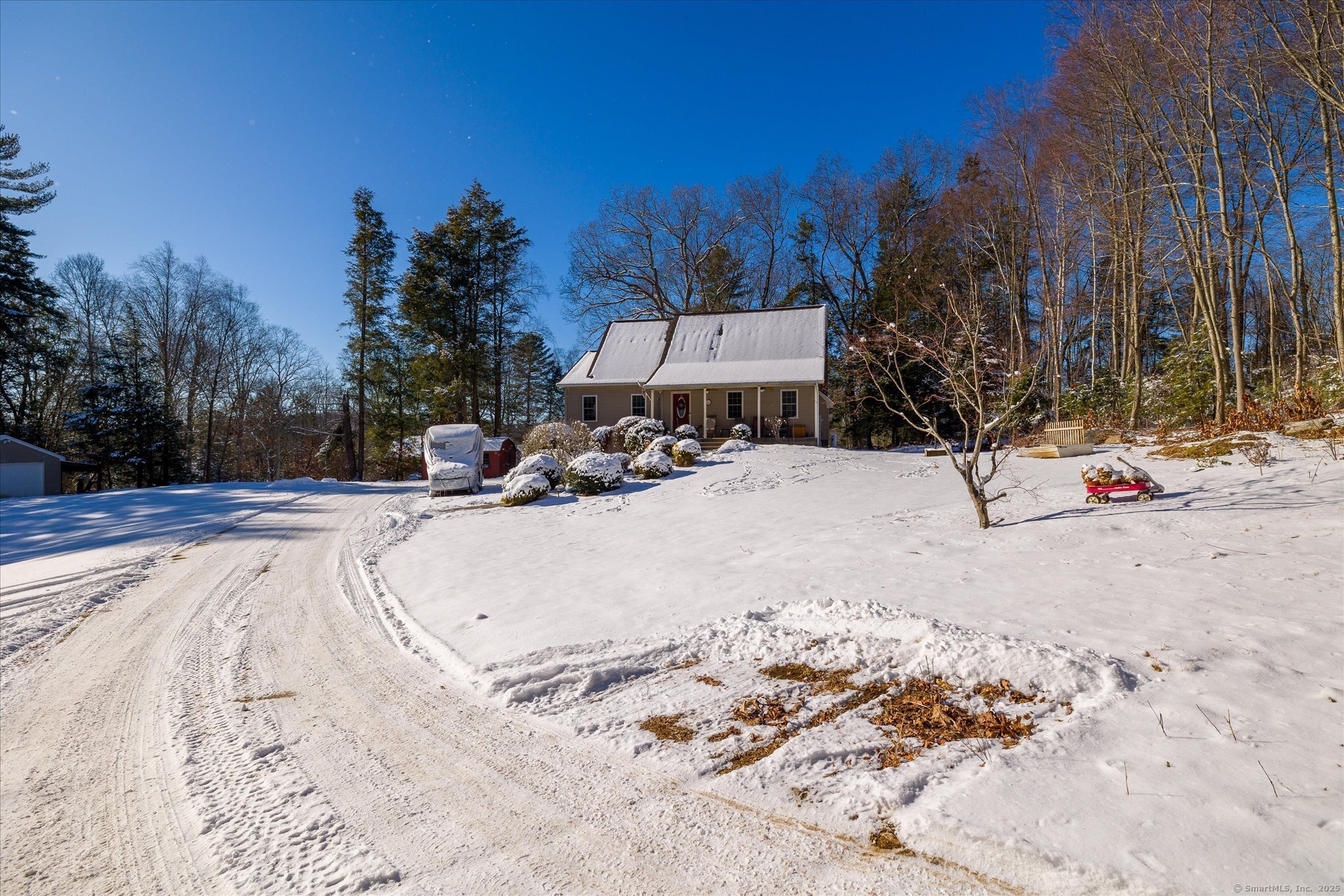 Property for Sale at Valley View Road, Woodstock, Connecticut - Bedrooms: 3 
Bathrooms: 3 
Rooms: 7  - $550,000