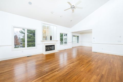 Tiny photo for 16 Thistle Hollow #16, Avon, CT 06001 (MLS # 24141393)