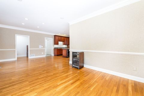 Tiny photo for 16 Thistle Hollow #16, Avon, CT 06001 (MLS # 24141393)