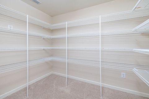 Tiny photo for 16 Thistle Hollow #16, Avon, CT 06001 (MLS # 24141393)