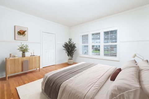 Tiny photo for 16 Thistle Hollow #16, Avon, CT 06001 (MLS # 24141393)