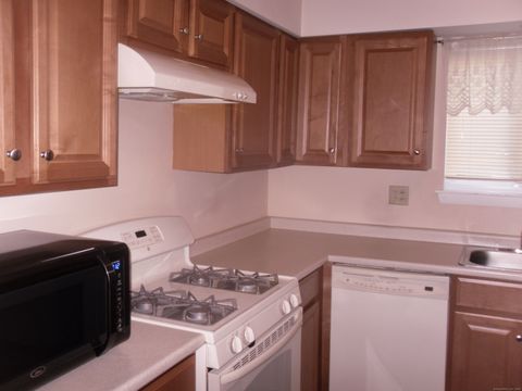 Tiny photo for 31 Beaman Brook #31, Bloomfield, CT 06002 (MLS # 24137812)