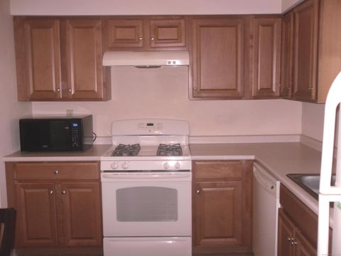 Tiny photo for 31 Beaman Brook #31, Bloomfield, CT 06002 (MLS # 24137812)