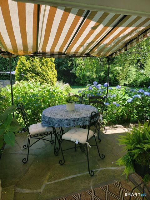 Tiny photo for 9 Point O Woods Road S, Darien, CT 06820 (MLS # 24157614)