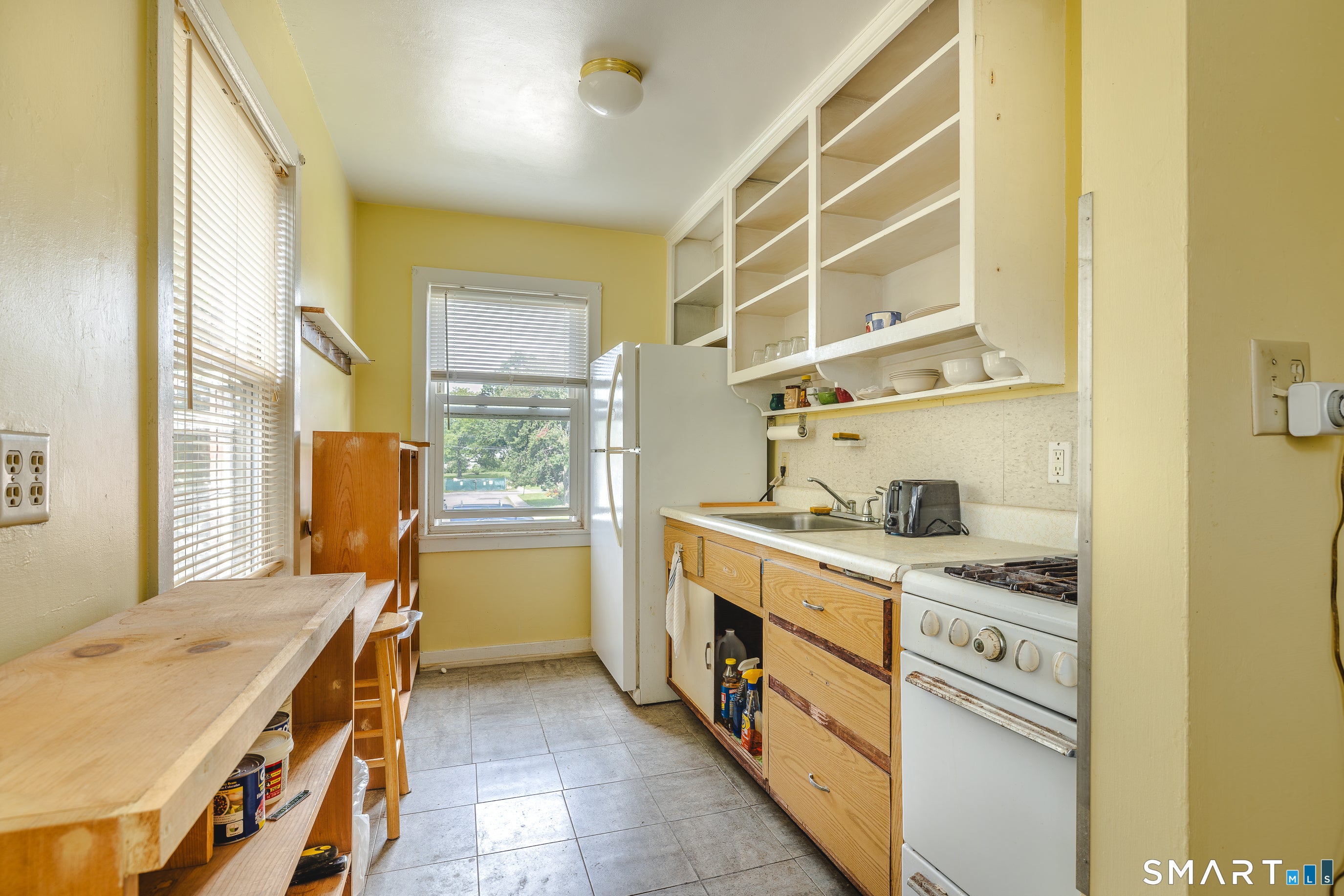 744 Canaan Road Blg87 21