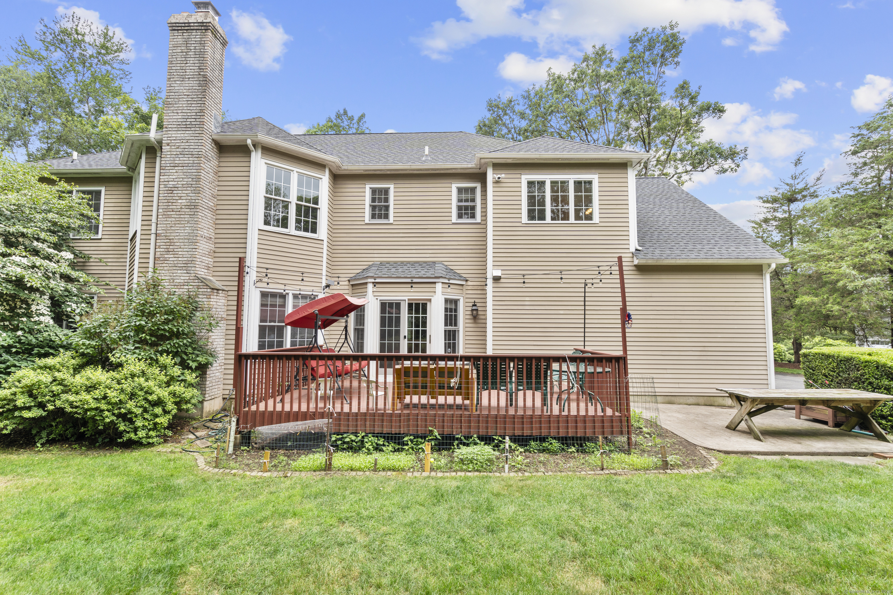 7 Beaver Brook Lane