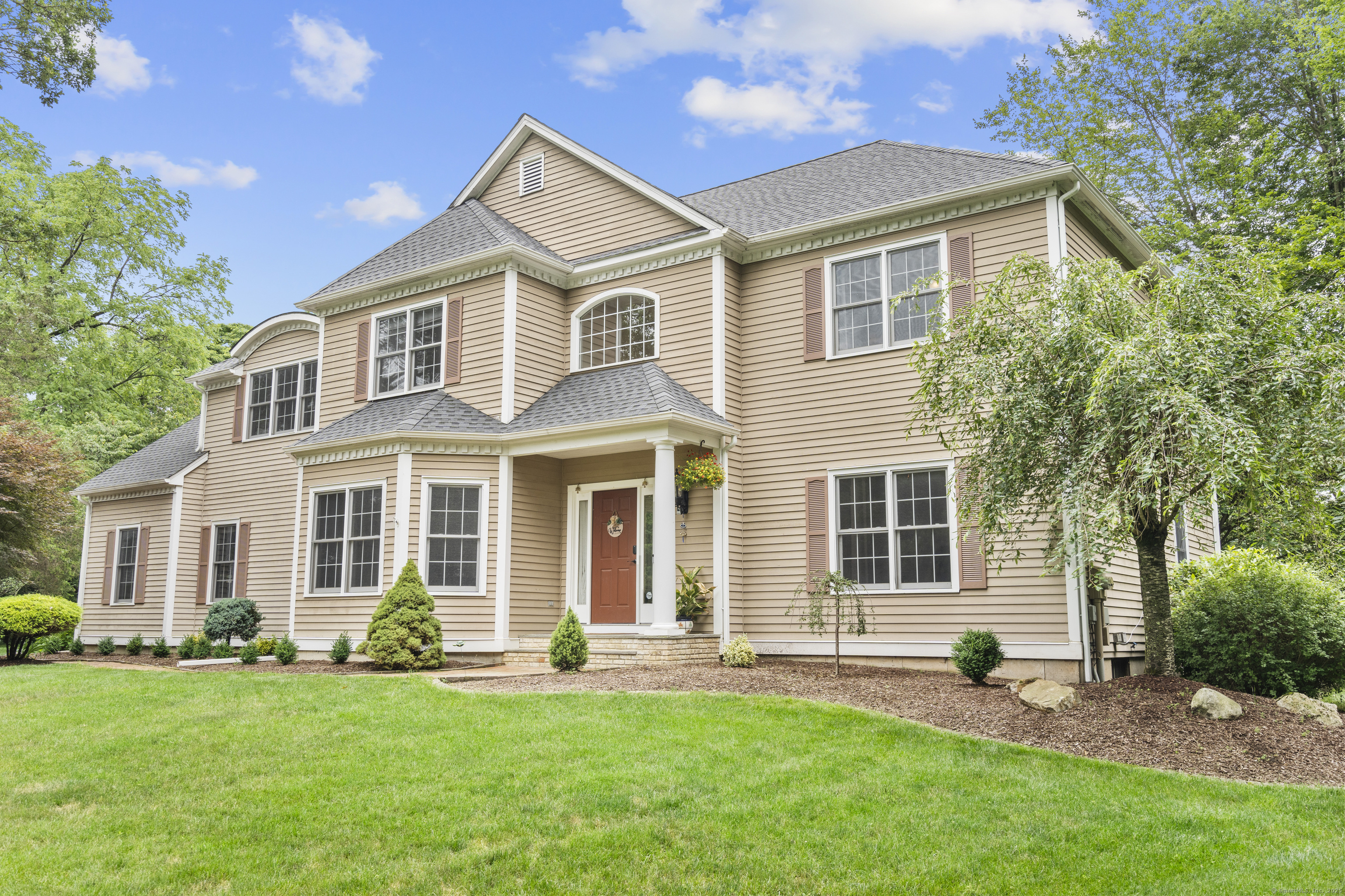 7 Beaver Brook Lane