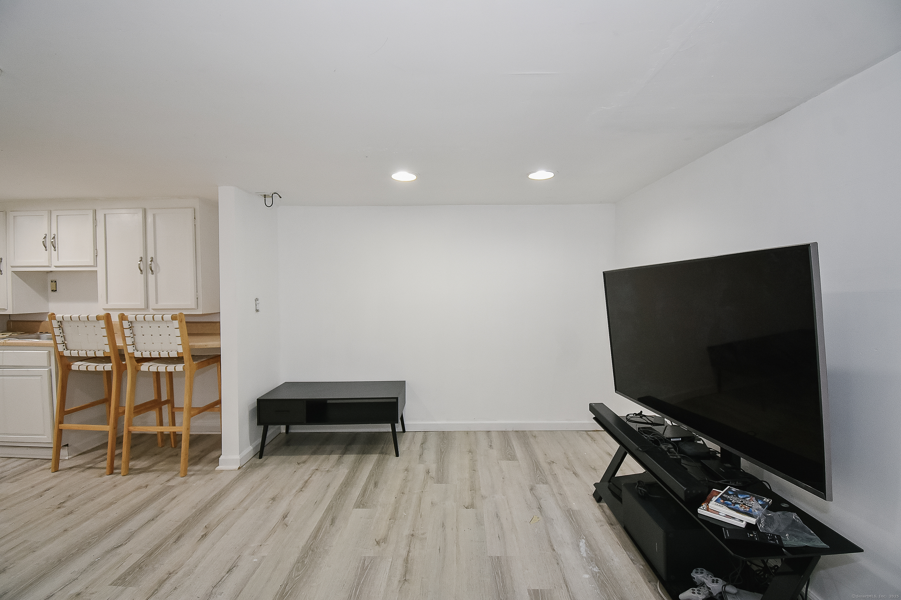 37 Naubuc Avenue, East Hartford, Connecticut image 20