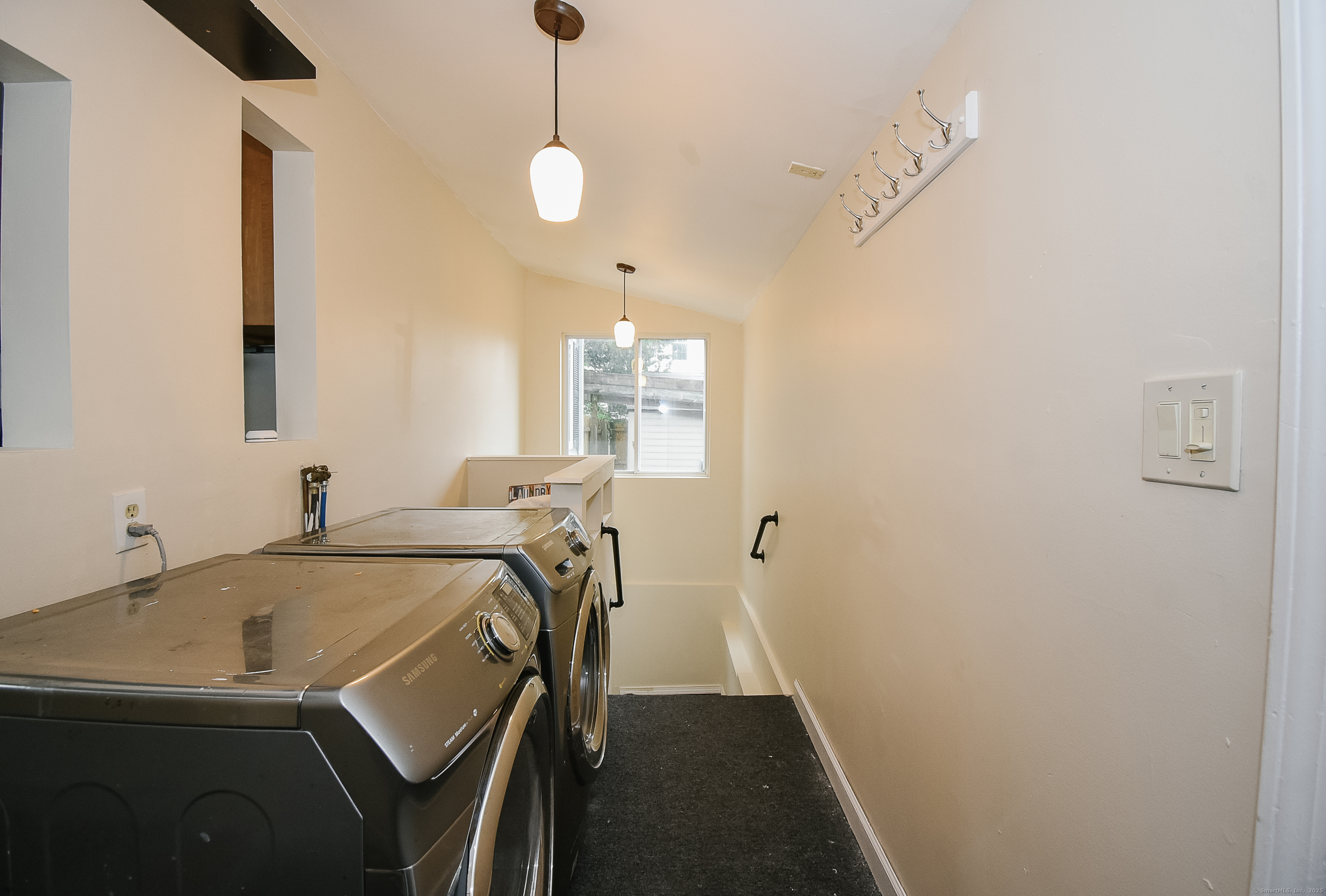 37 Naubuc Avenue, East Hartford, Connecticut image 15