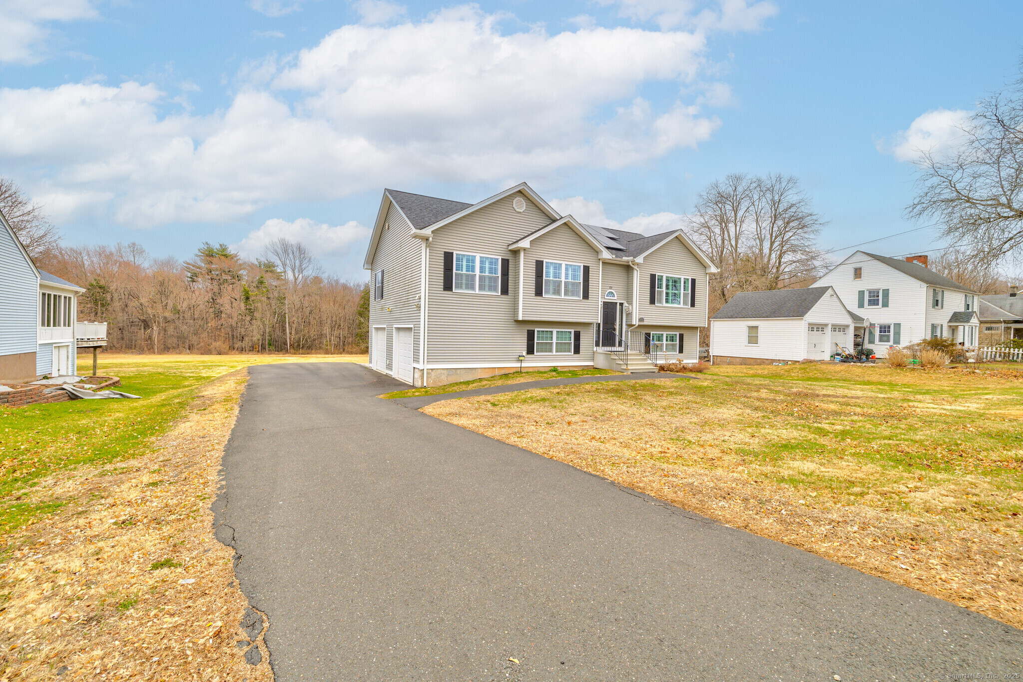 310 Long Hill Street, East Hartford, Connecticut image 3