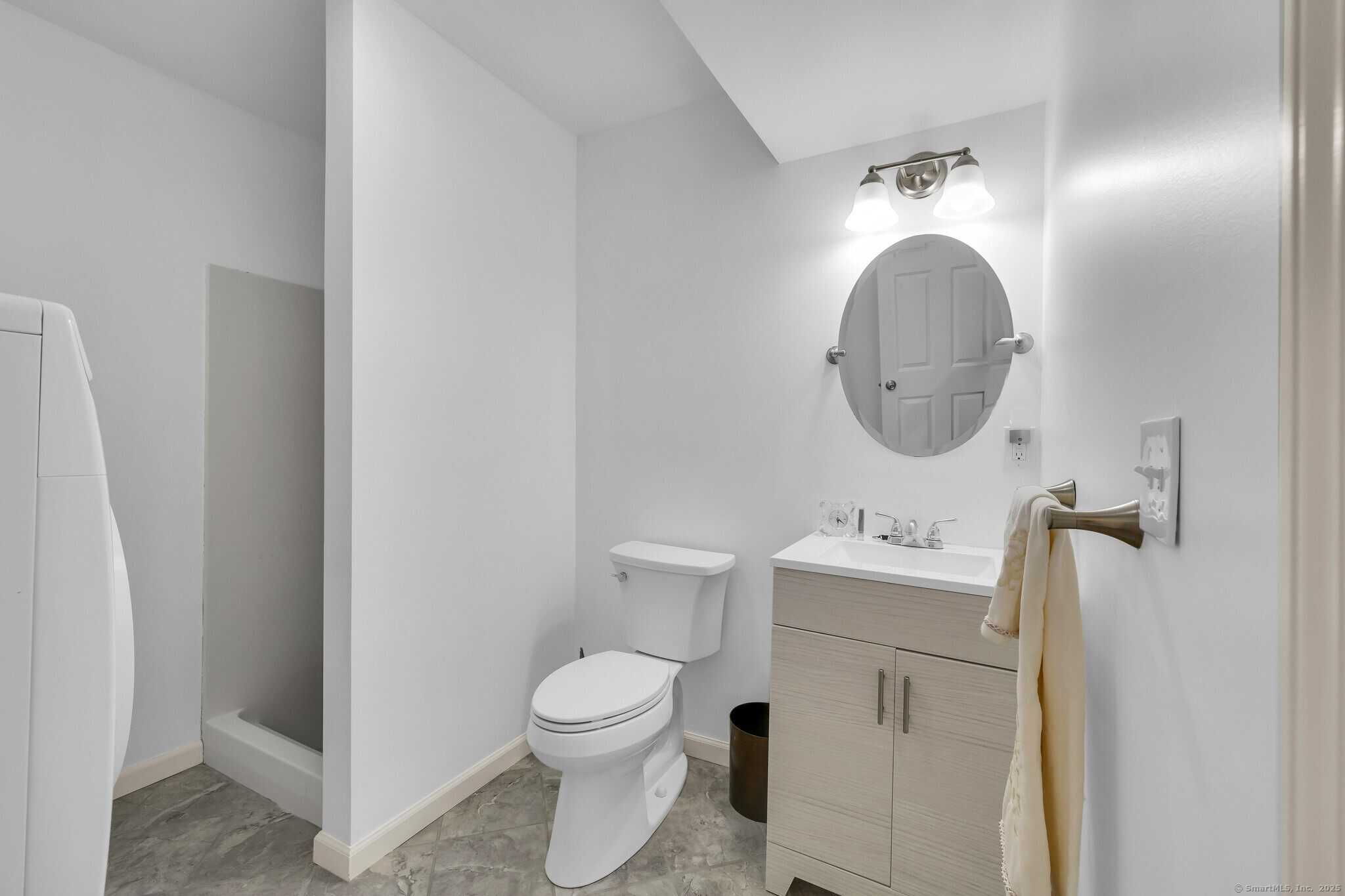 310 Long Hill Street, East Hartford, Connecticut image 22