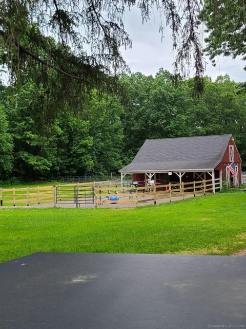 50 Loomis Street Granby CT 06060