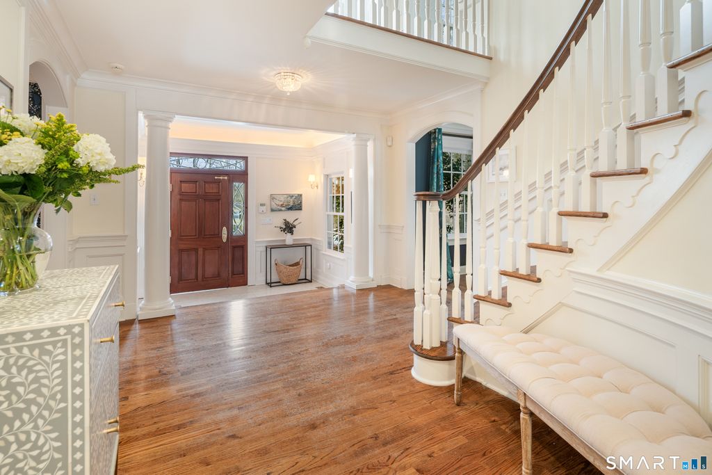 Photo of 113 Brushy Ridge Road, New Canaan, CT 06840 (MLS # 24131013)